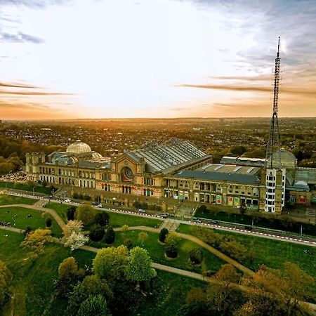Entire Apartment Alexandra Palace, 런던 외부 사진